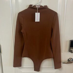 NWT Pink Lily Mock Turtleneck Bodysuit Size M